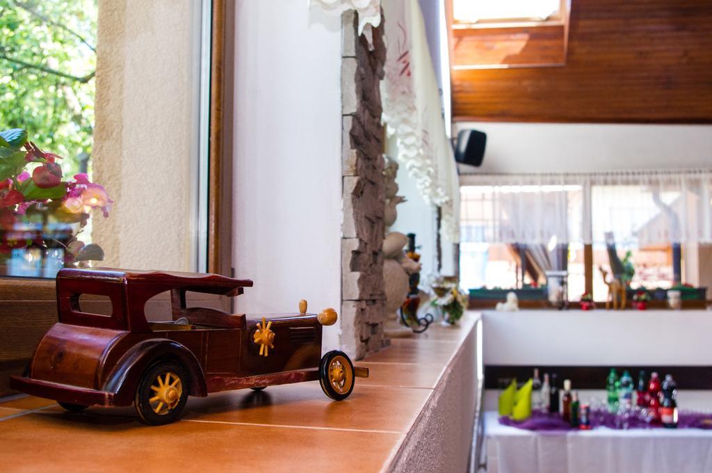 Penzion Vila Petra Bed&Breakfast Veľký Slavkov Kültér fotó